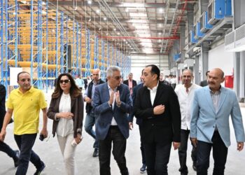 رئيس مجلس الوزراء يفتتح مشروع مستودع السويس الاستراتيجي بمحافظة السويس