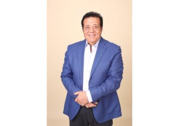 عاطف عبداللطيف