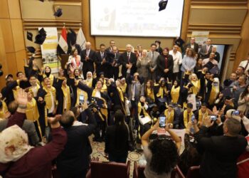 طلبات مصر تطلق حملة العودة إلى المدارس لدعم المجتمع
