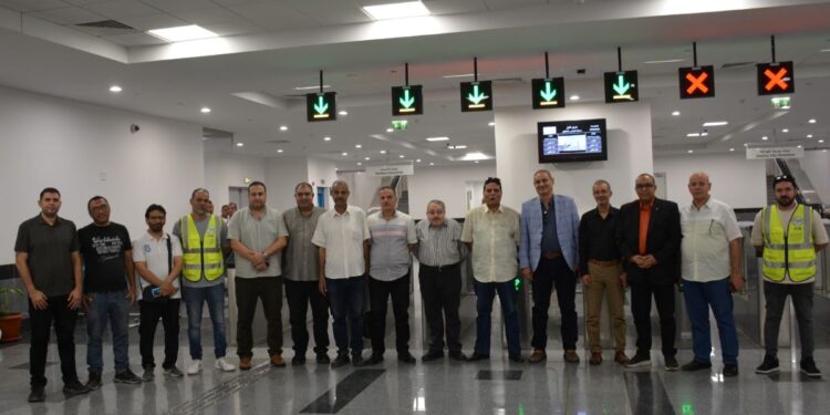 جولة لقيادات المصرية لإدارة وتشغيل المترو والمونوريل