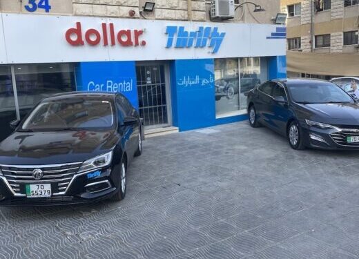 دولار وثريفتي لتأجير السيارات في دولة الإمارات .. تطوران من تواصلهما مع العملاء