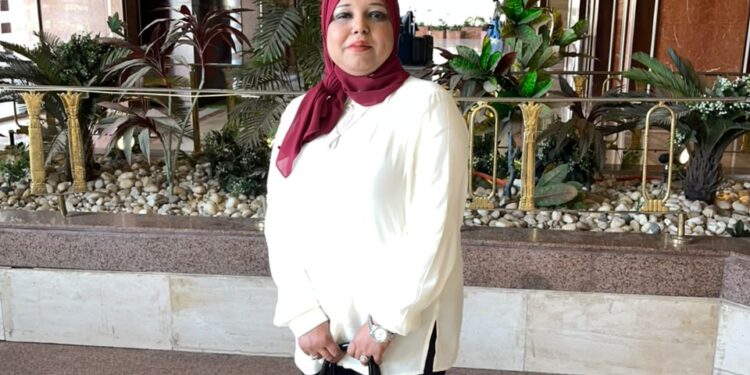 د. صفاء فارس لـ ” سوق المال ” : جميع مؤشرات البورصة علي المدي القصير هابط ومؤشر egx30 لديه مقاومة عند 54000 نقطة