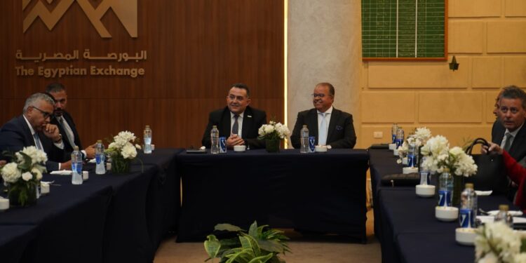 اجتماع موسع لمجلسي إدارة «البورصة المصرية» و«مصر للمقاصة» لدعم التكامل وتطوير سوق رأس المال