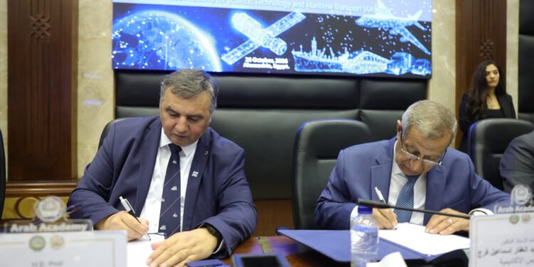 الأكاديمية العربية توقع اتفاقية تعاون أكاديمي مع جامعة غدينيا البحرية في بولندا