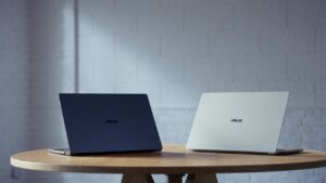 يدعم جهاز ASUS ExpertBook A7 معالجا يصل إلى Intel Core 7 Series 3