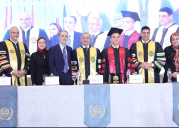 خلال حفل تخرج حمزة منسي بالأكاديمية العربية بحضور محافظ الإسكندرية