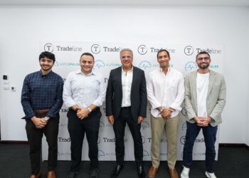 تريدلاين توَقع اتفاقية شراكة مع أوتو بالص لإطلاق أول ساعة ذكية للسيارات في مصر
