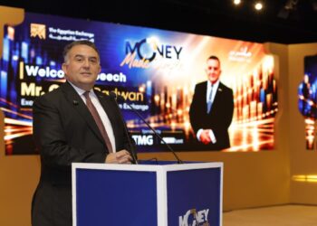 عمر رضوان رئيس مجلس إدارة البورصة المصرية في فعاليات مؤتمر «Money Made Simple»